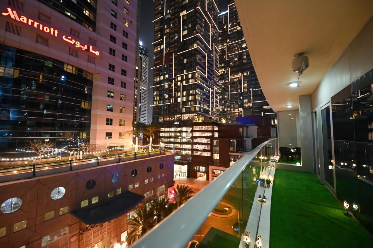 Trinity Holiday Homes - Discover The True Definition Of Luxury At 2Br In Dubai Marina Exterior photo